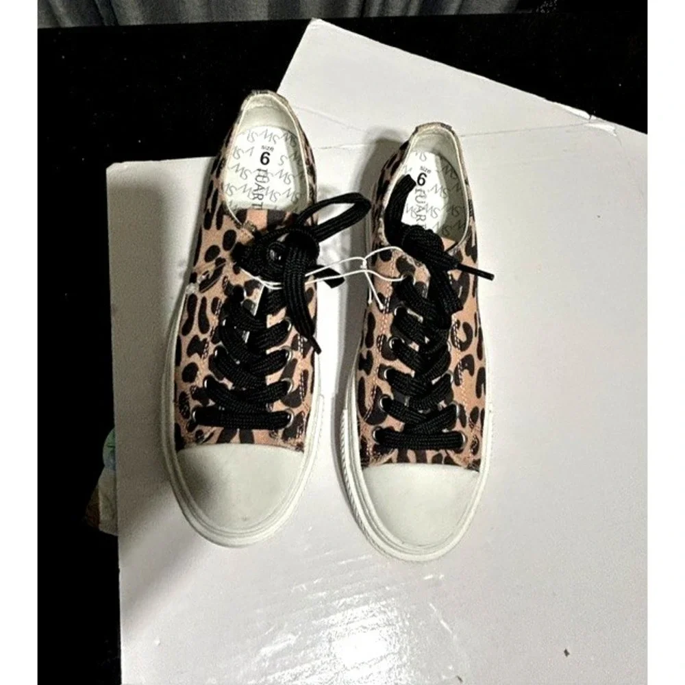 NWOT Stuart Weitzman Leopard Print Platform Sneakers Women 6B Preppy Artsy Biker